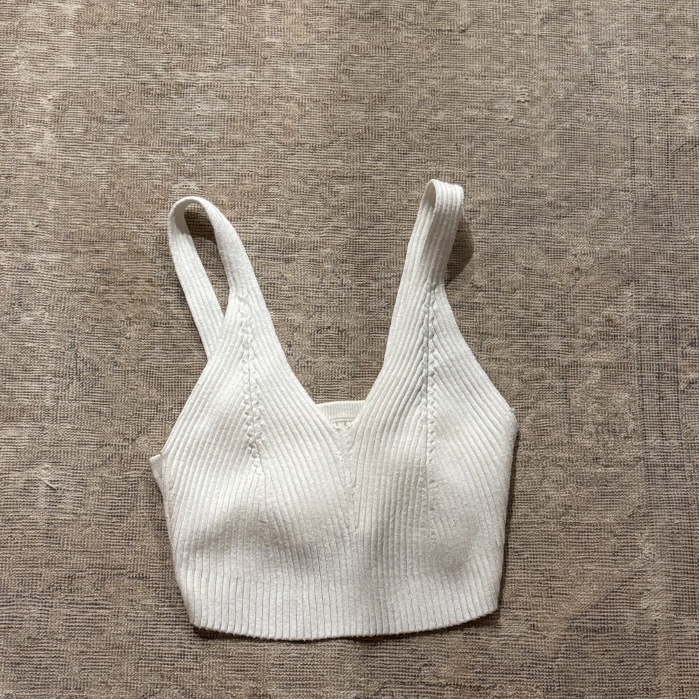 SHEIN White Ribbed Knit Crop Top